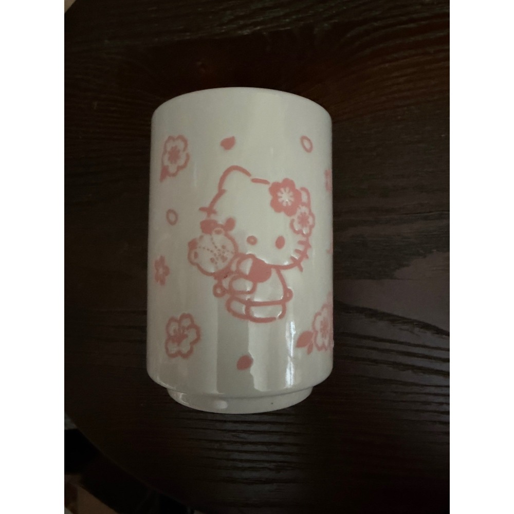 Sanrio Hello Kitty Pink Cherry Blossom Ceramic Tea Cup Yunomi Sakura 2023
